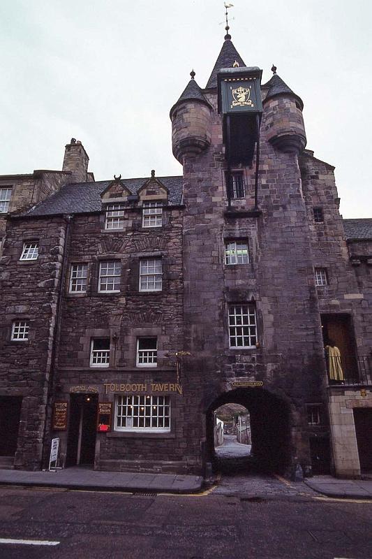 WT 3100 351-25 UK-3 1992.jpg